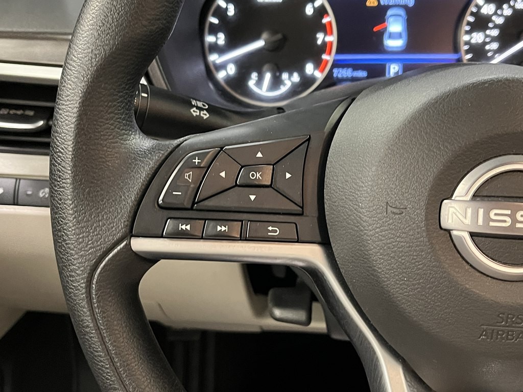 2025 Nissan Altima Image 24