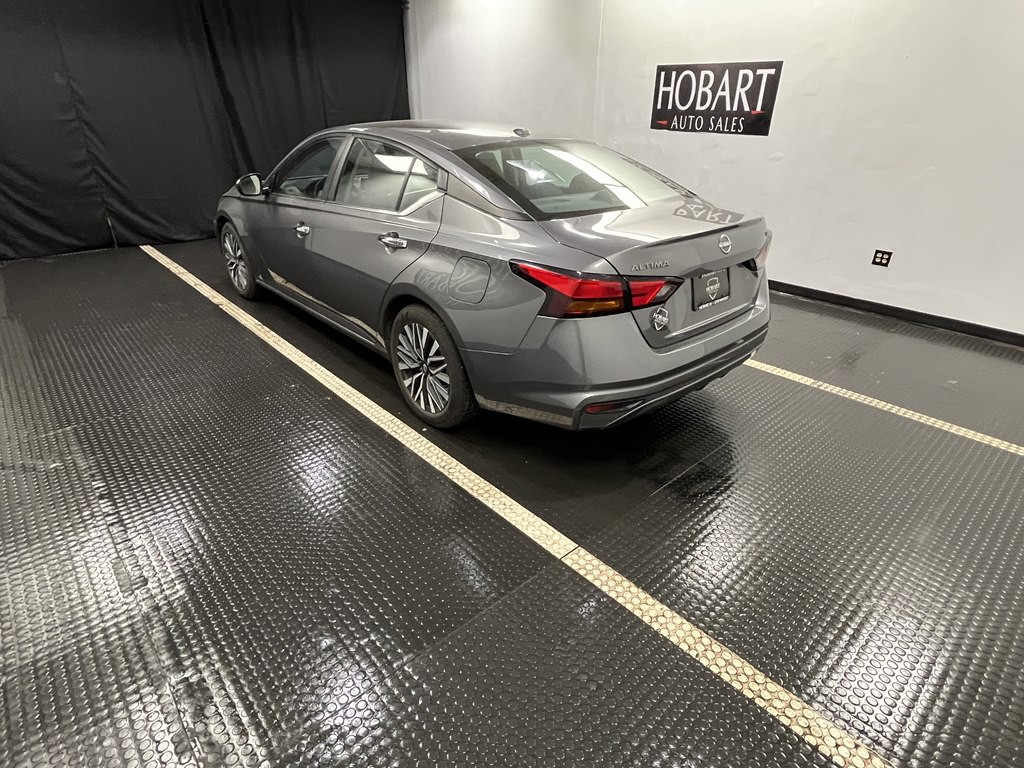 2024 Nissan Altima Image 4