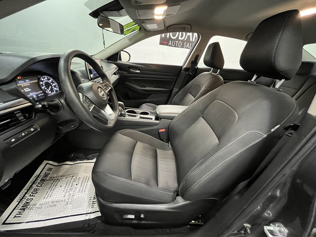 2024 Nissan Altima Image 8