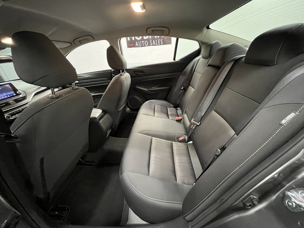 2024 Nissan Altima Image 11