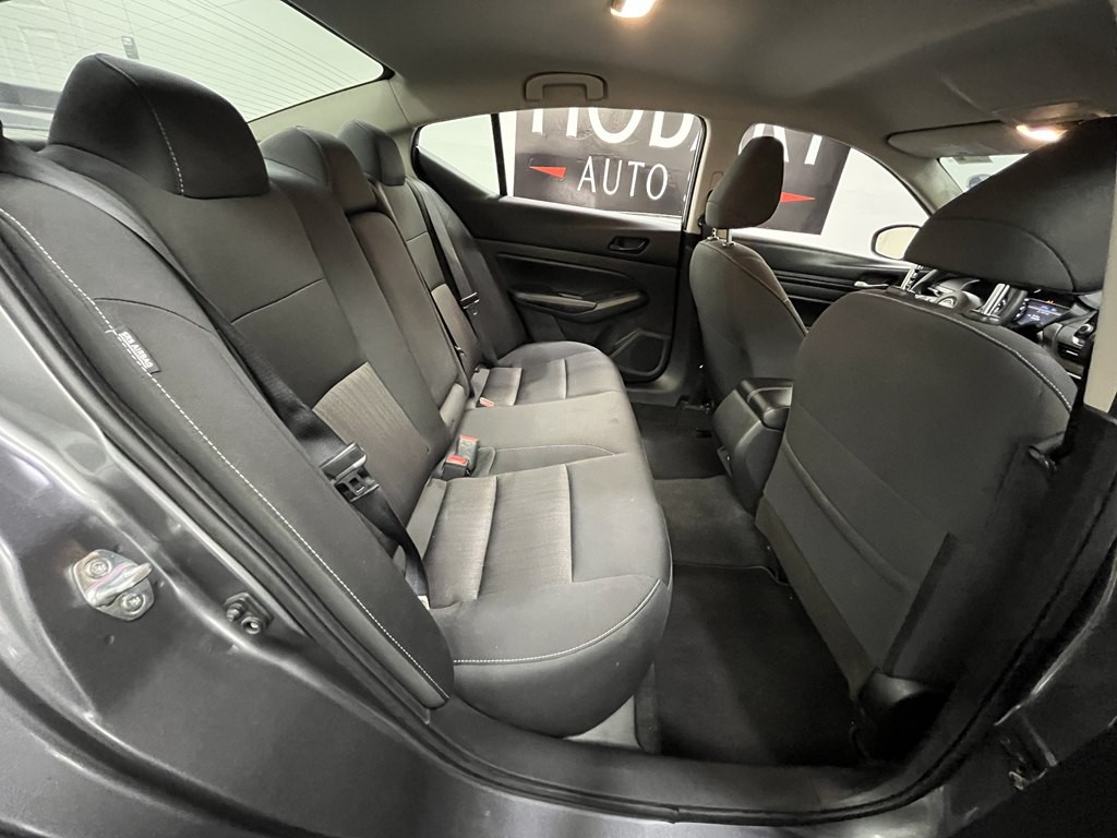 2024 Nissan Altima Image 12
