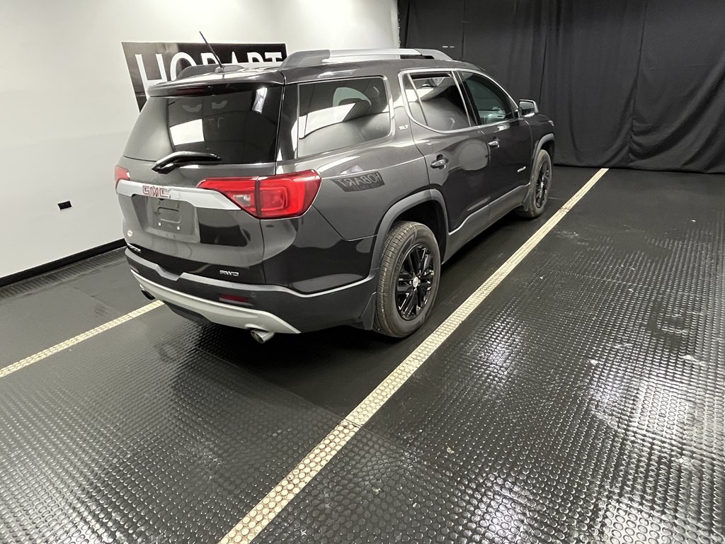 2017 GMC Acadia Image 6