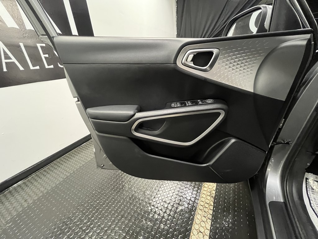 2025 Kia Soul Image 7