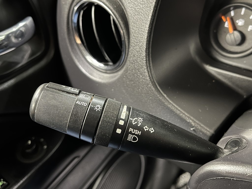 2016 Jeep Patriot Image 23