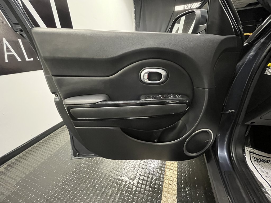2015 Kia Soul Image 7