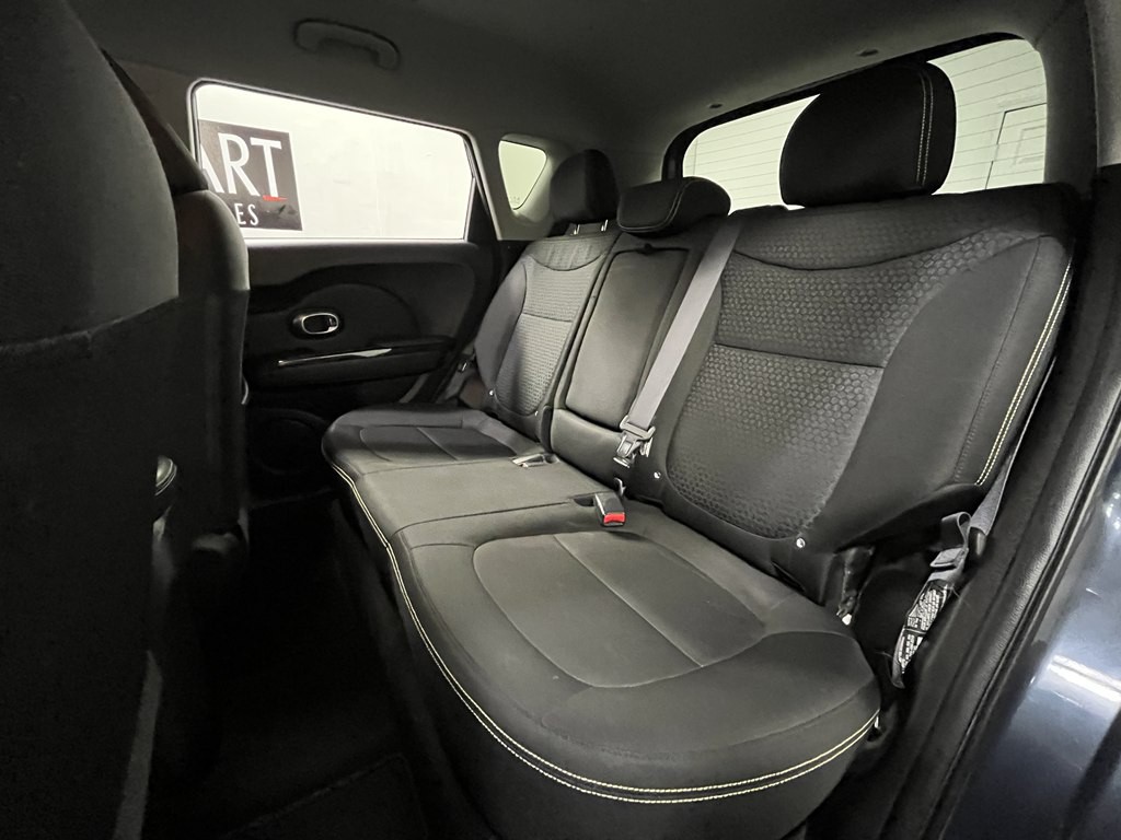 2015 Kia Soul Image 14