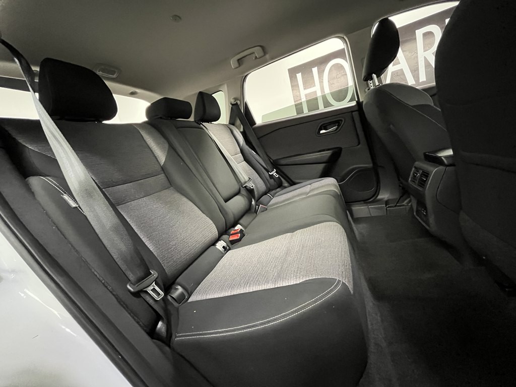 2023 Nissan Rogue Image 17