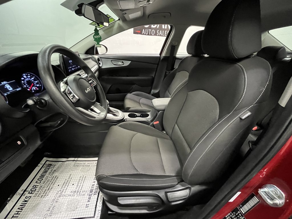 2024 Kia Forte Image 8