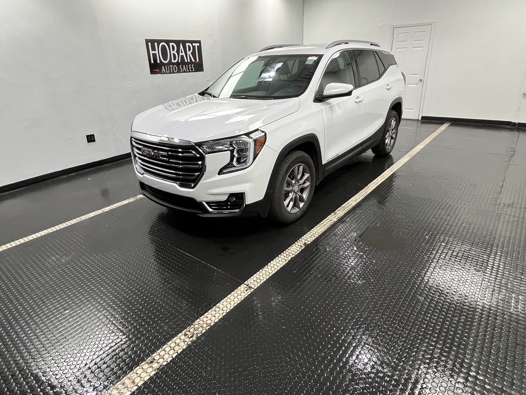 2024 GMC Terrain Image 3