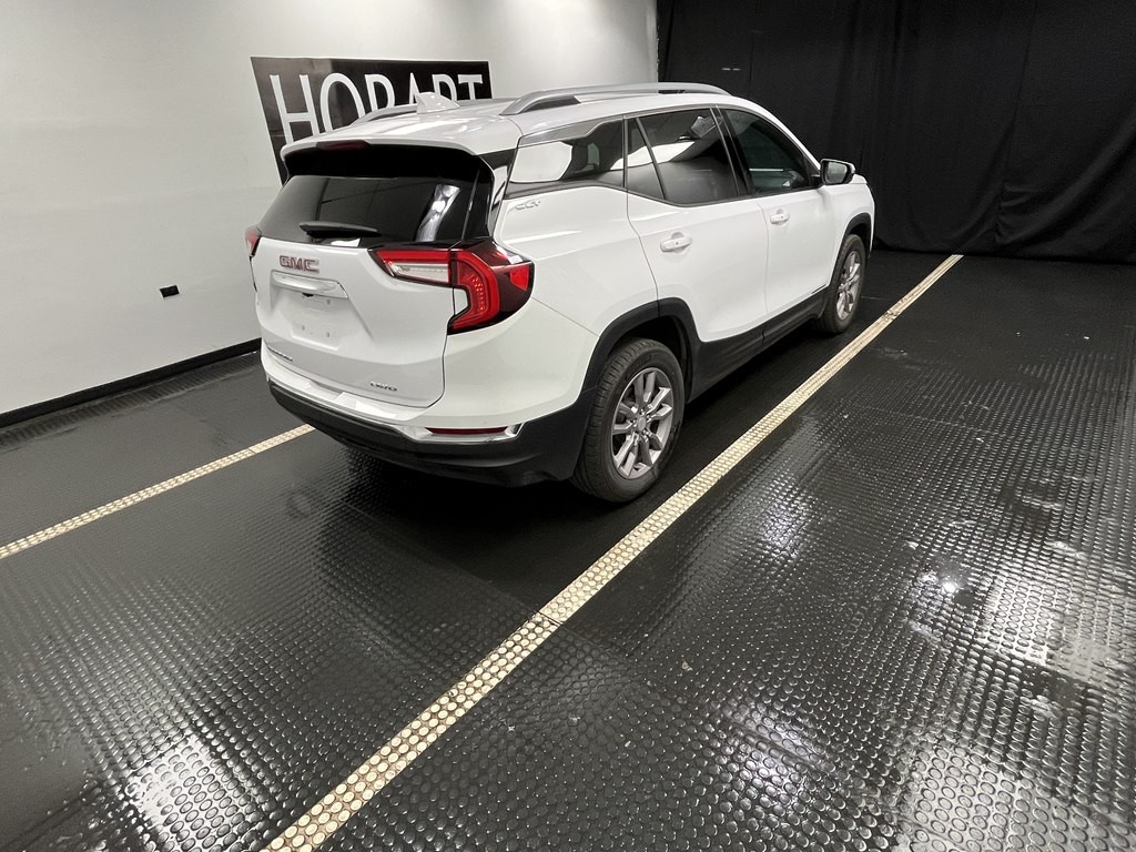 2024 GMC Terrain Image 6