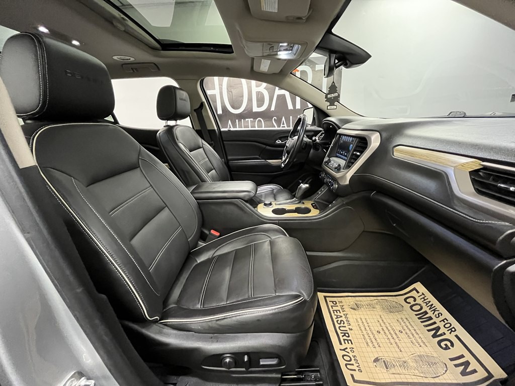 2019 GMC Acadia Image 10