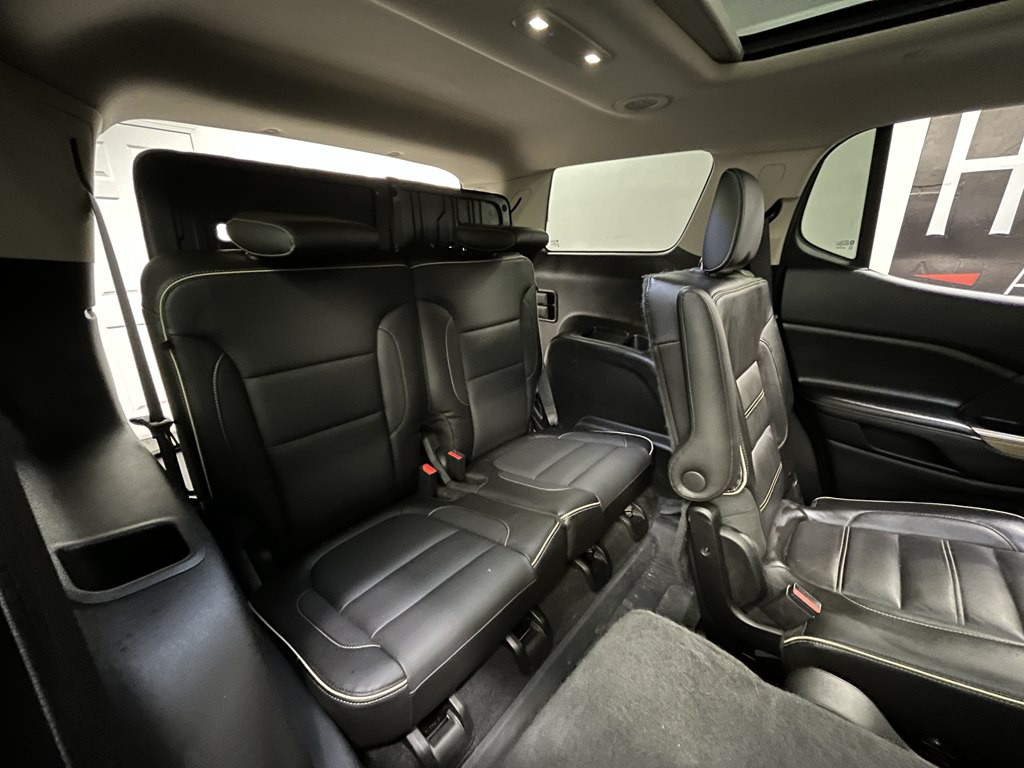 2019 GMC Acadia Image 18