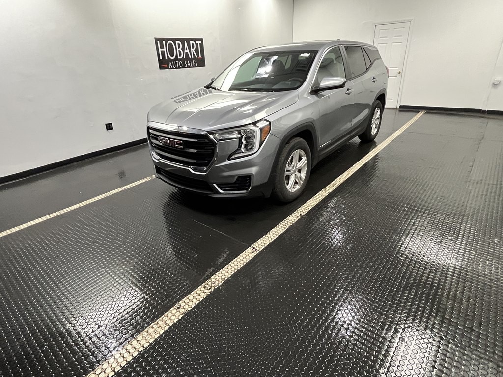 2024 GMC Terrain Image 3