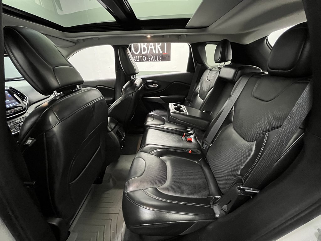 2019 Jeep Cherokee Image 11