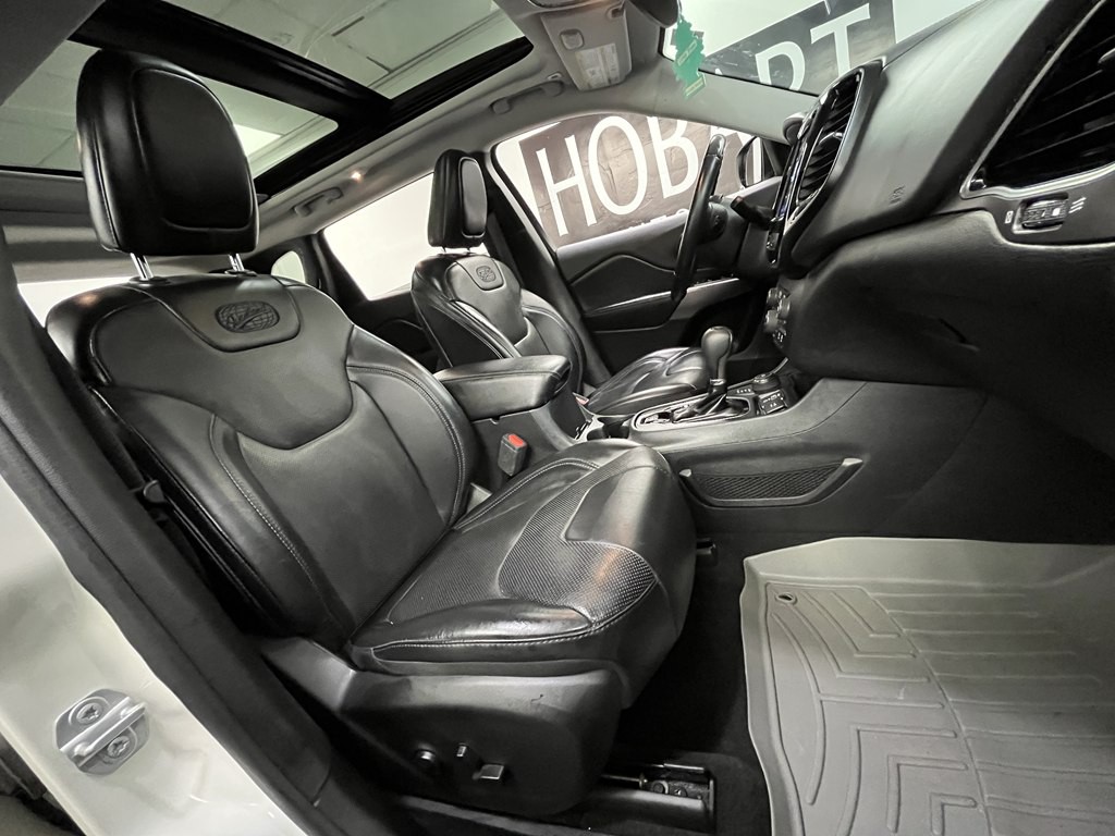 2019 Jeep Cherokee Image 13