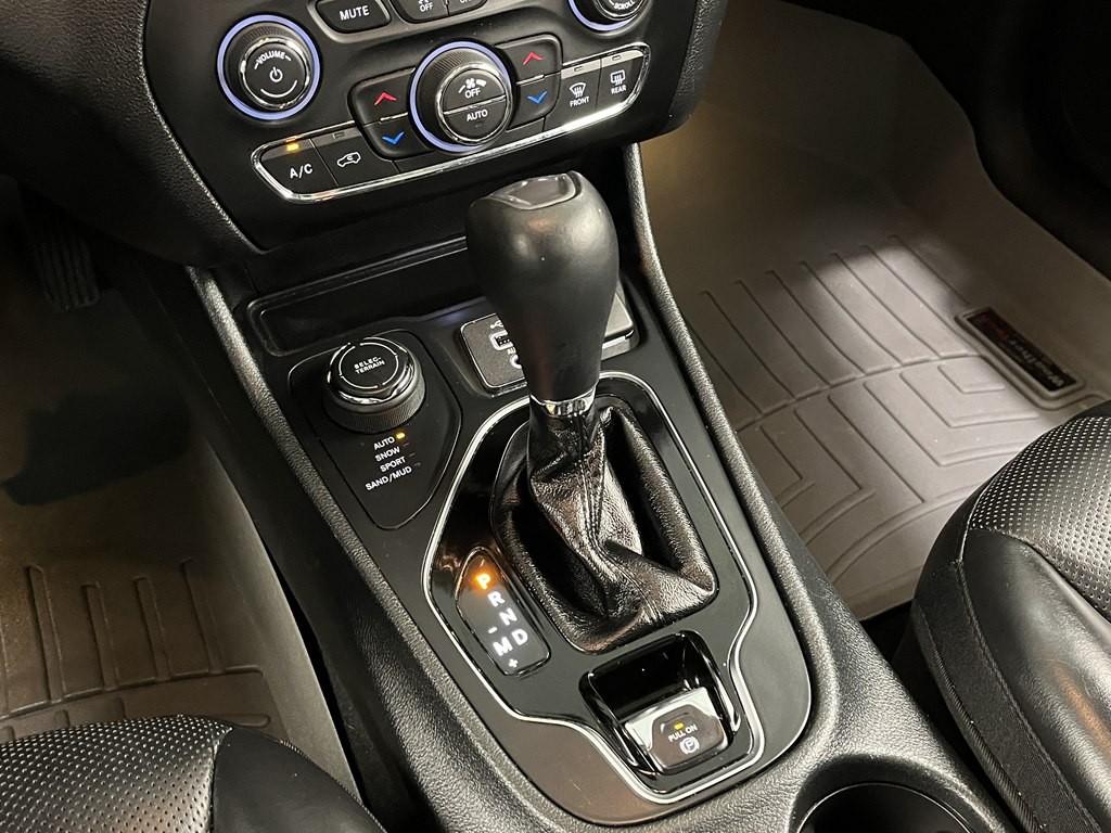 2019 Jeep Cherokee Image 21