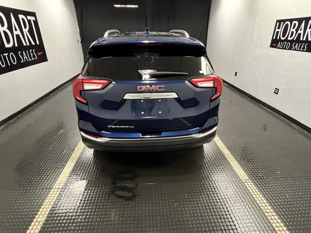 2023 GMC Terrain Image 5