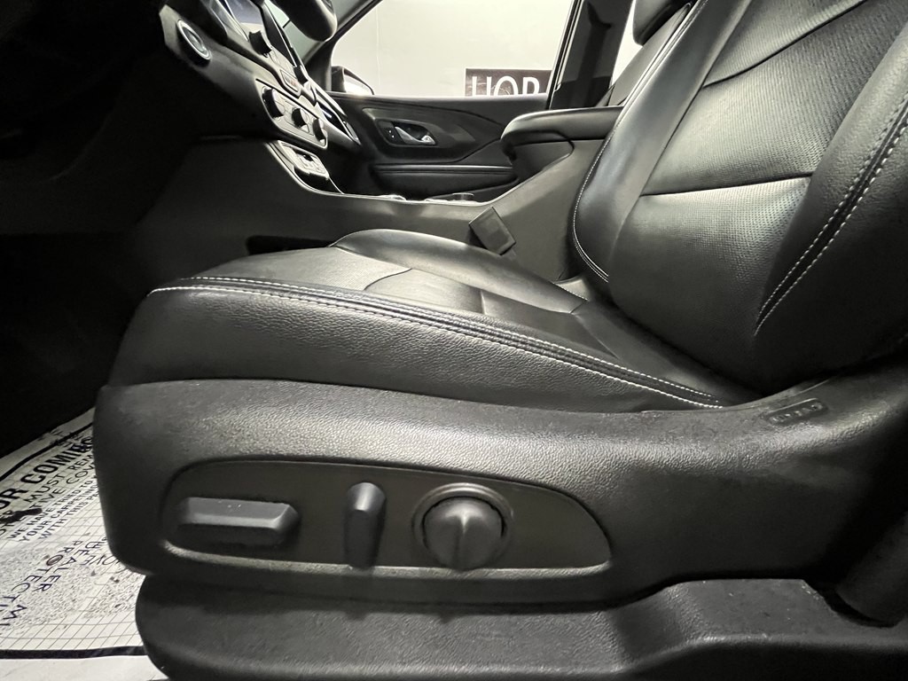 2023 GMC Terrain Image 9