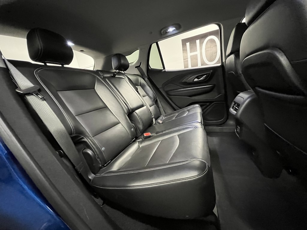 2023 GMC Terrain Image 18