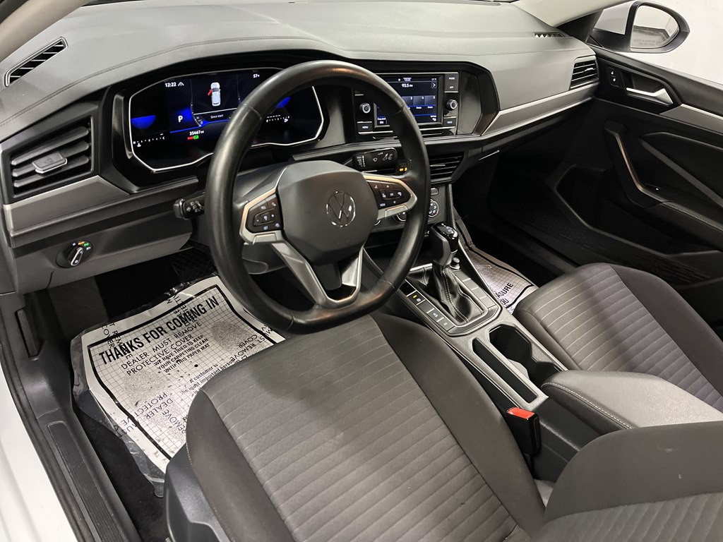 2024 Volkswagen Jetta Image 9