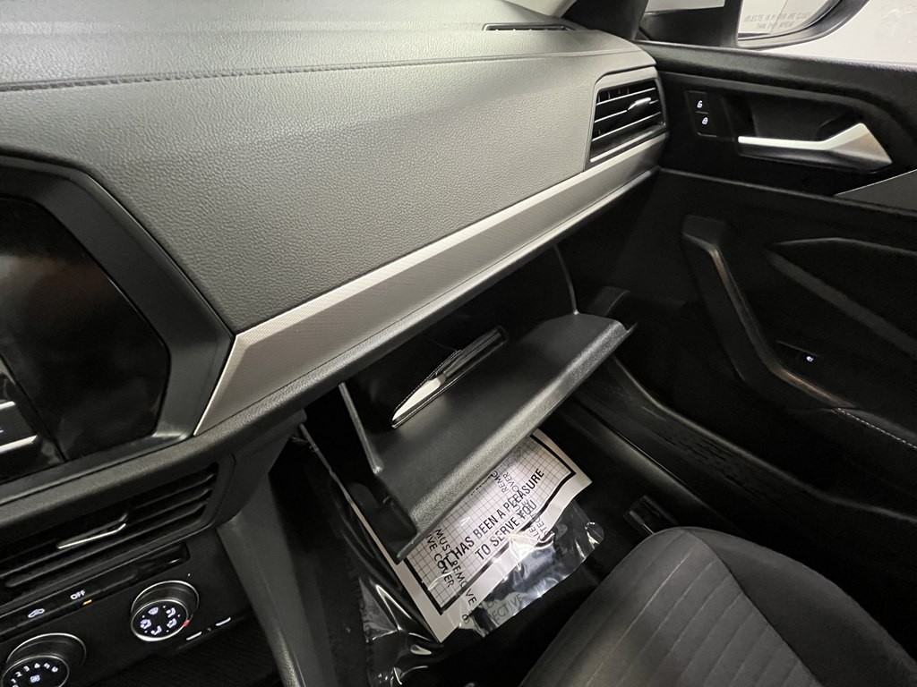 2024 Volkswagen Jetta Image 17