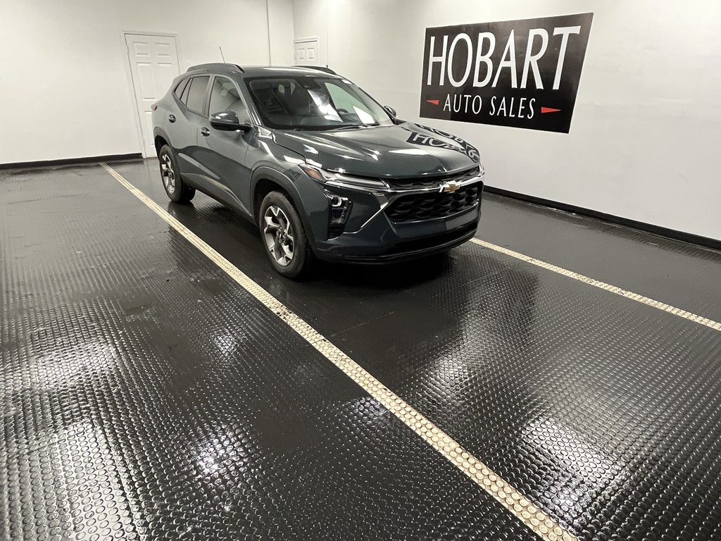2025 Chevrolet Trax Image 1