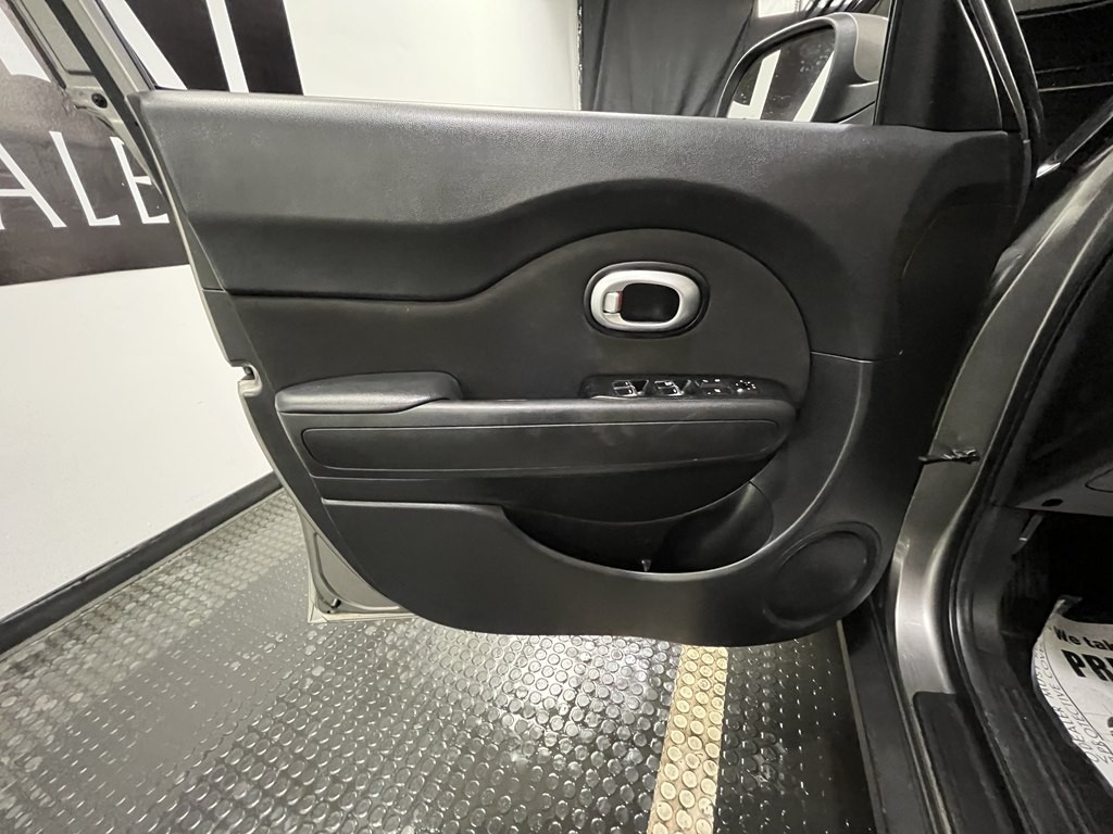 2017 Kia Soul Image 7