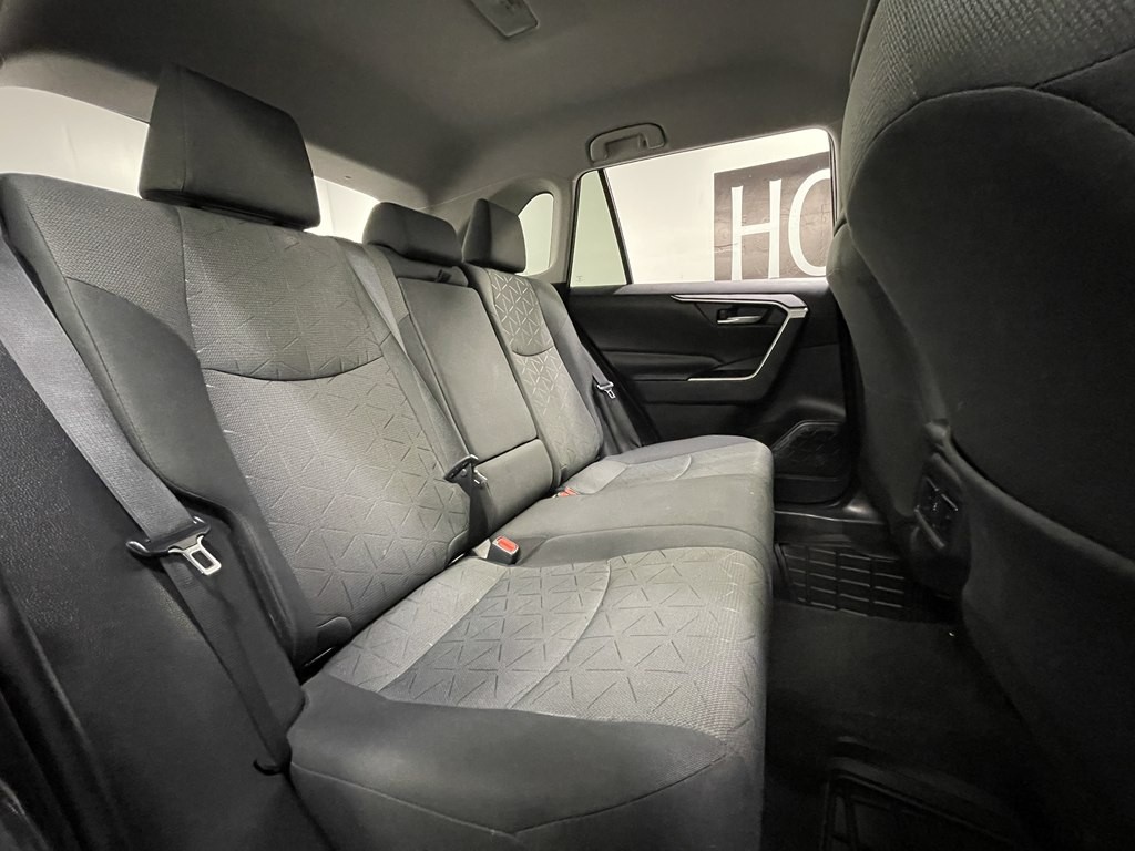 2021 Toyota Rav4 Image 17