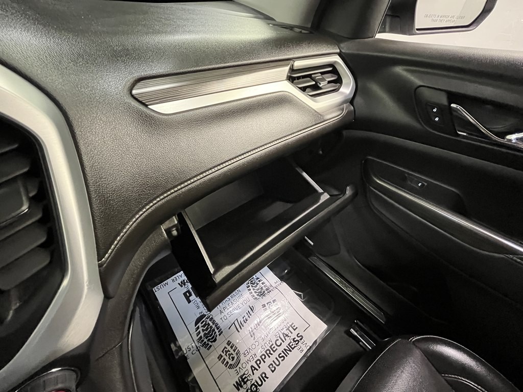 2023 GMC Acadia Image 24