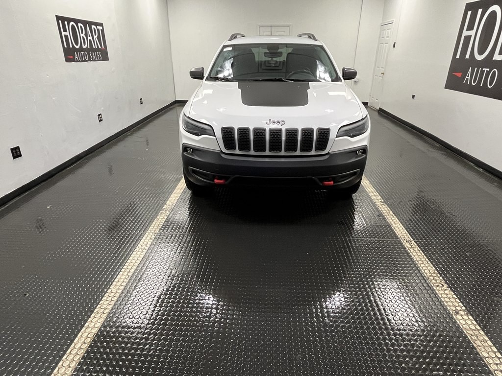 2019 Jeep Cherokee Image 2