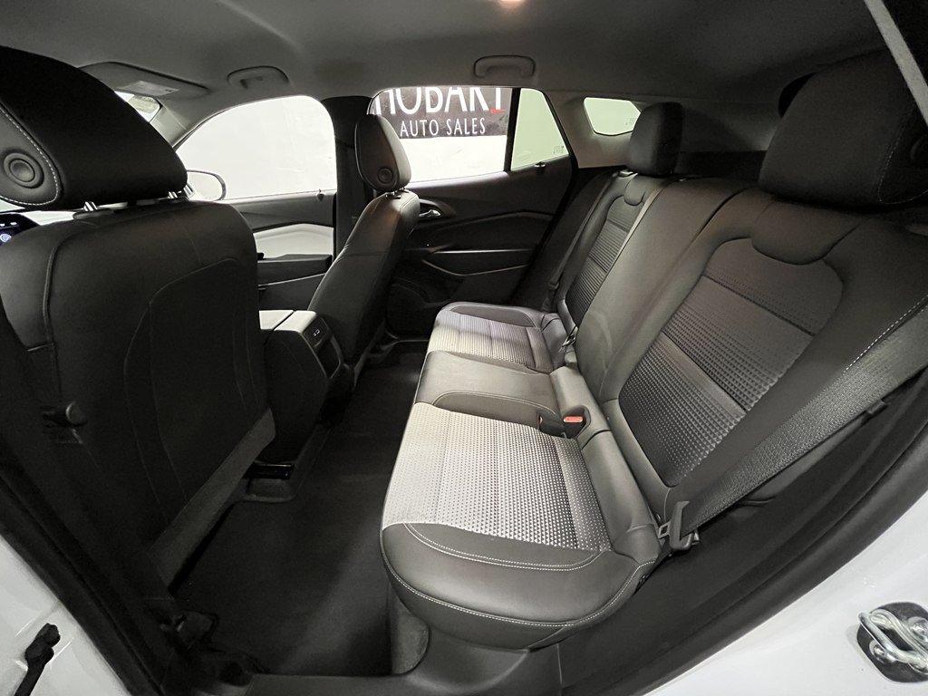 2025 Chevrolet Trax Image 12