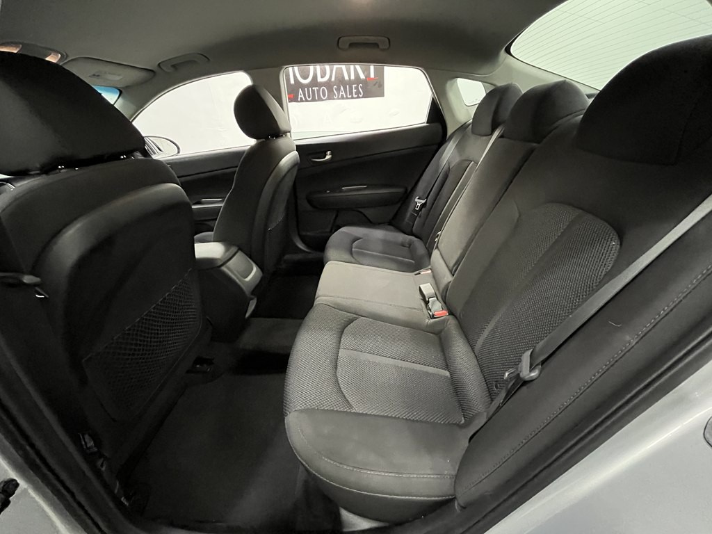 2019 Kia Optima Image 12