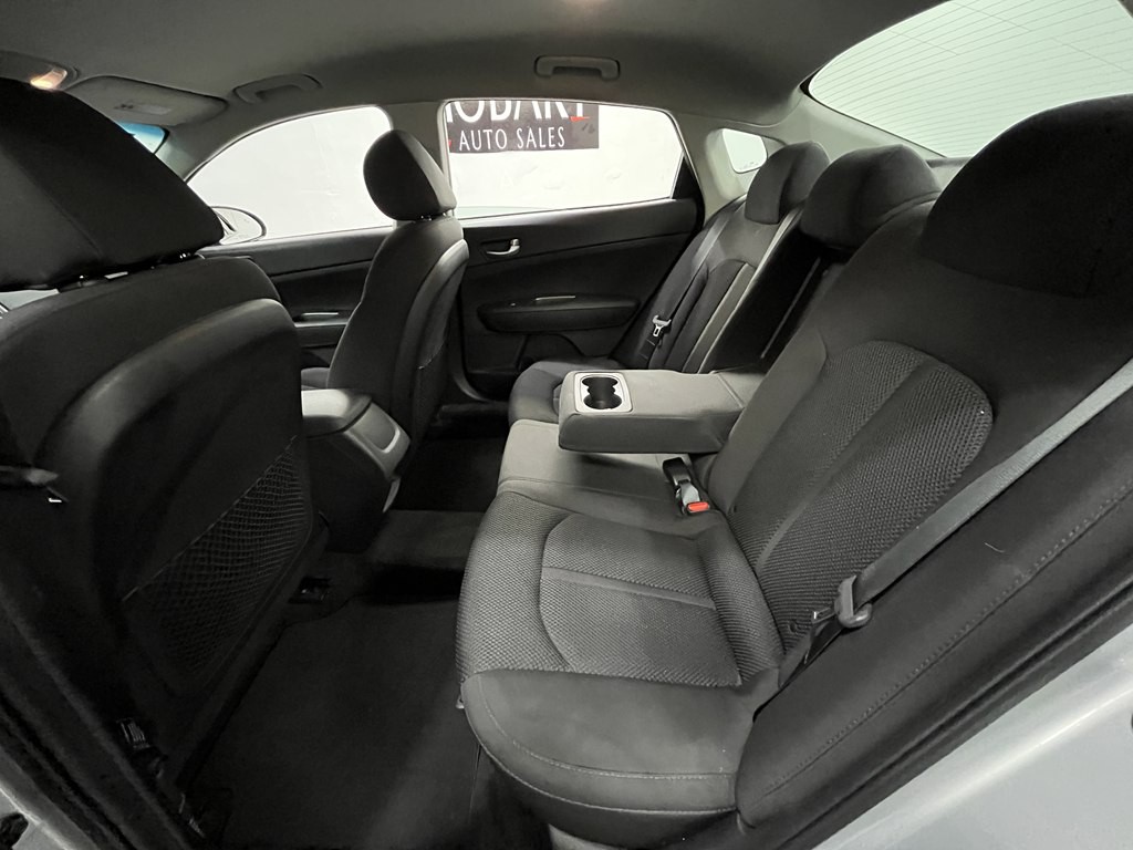 2019 Kia Optima Image 13