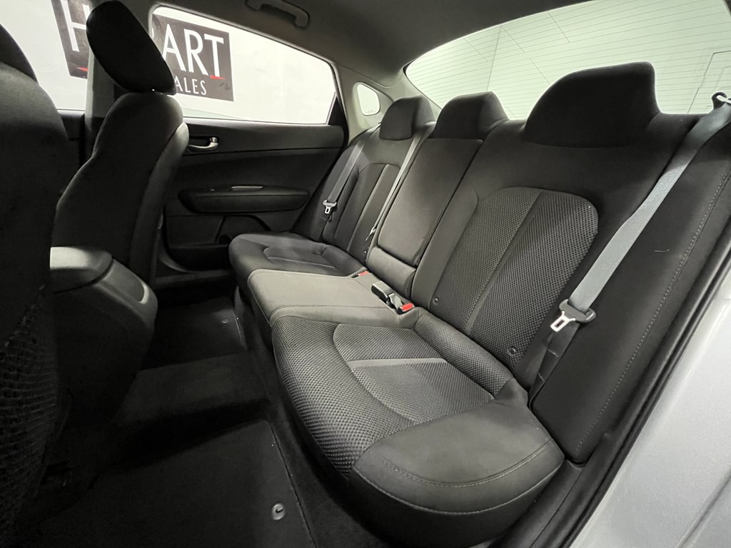 2019 Kia Optima Image 14