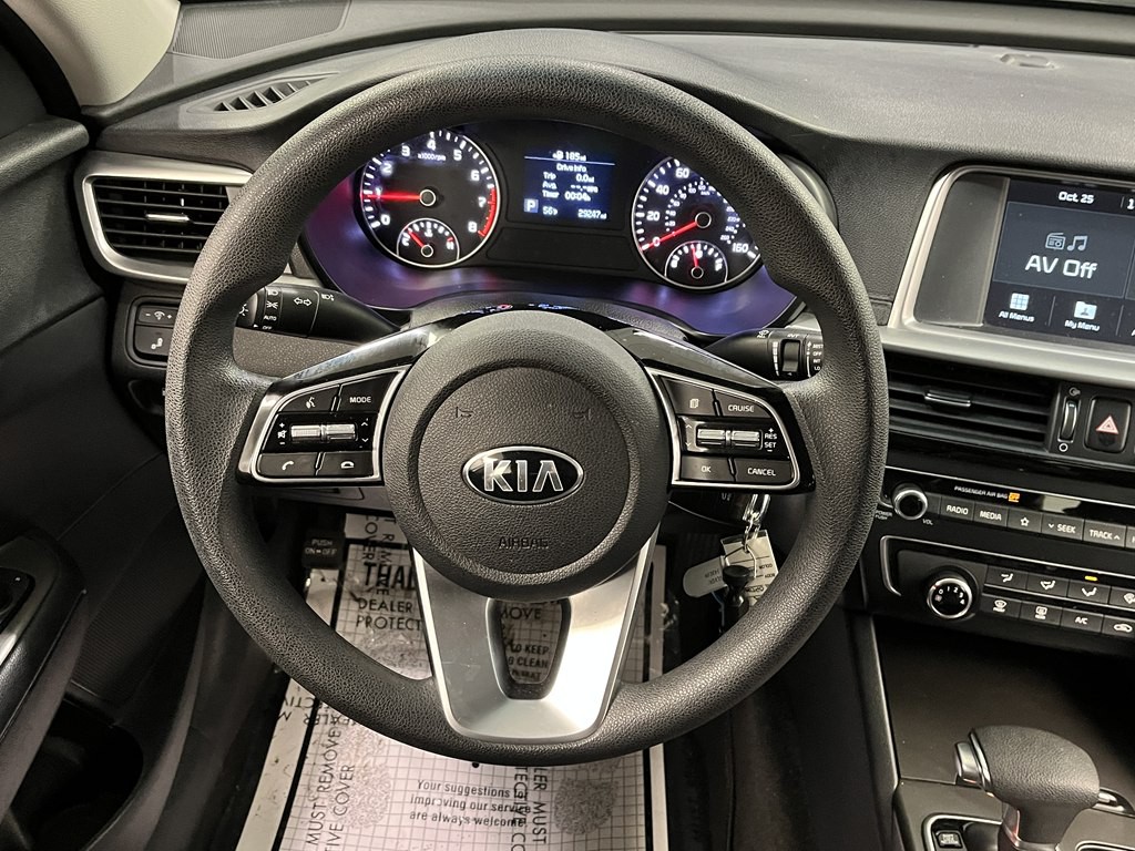 2019 Kia Optima Image 23
