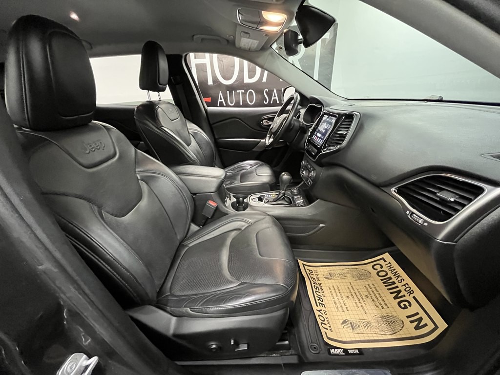 2019 Jeep Cherokee Image 10