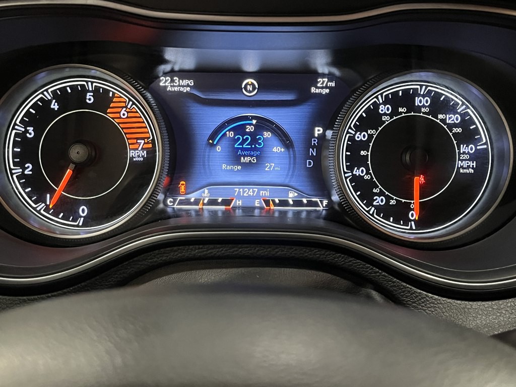 2019 Jeep Cherokee Image 24