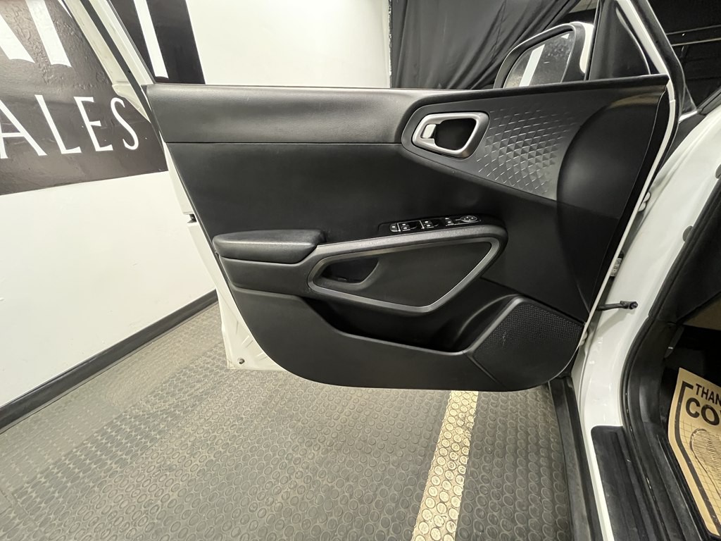 2021 Kia Soul Image 7