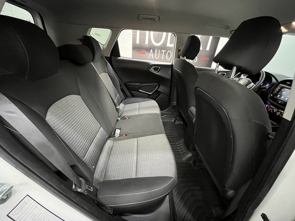 2021 Kia Soul Image 16