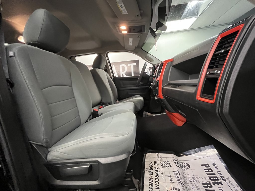 2017 RAM 1500 Image 11