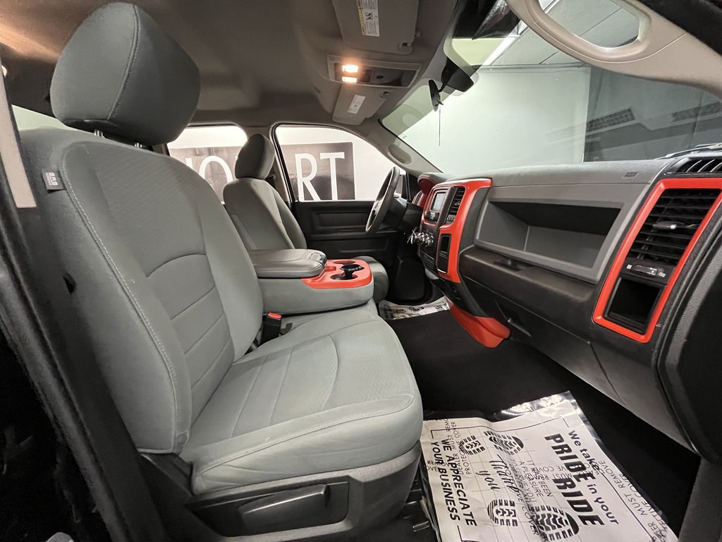 2017 RAM 1500 Image 12