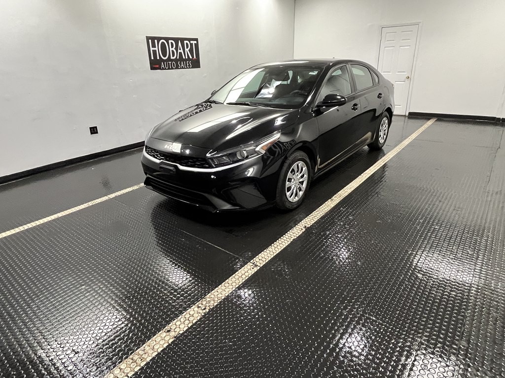 2023 Kia Forte Image 3