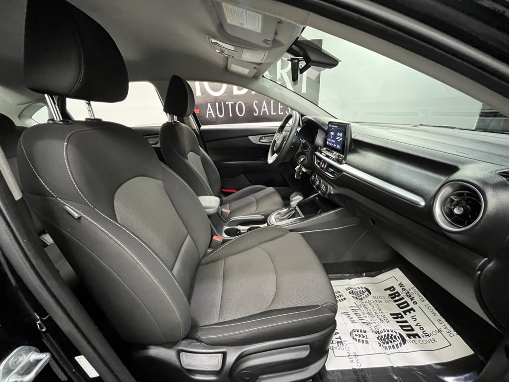 2023 Kia Forte Image 10
