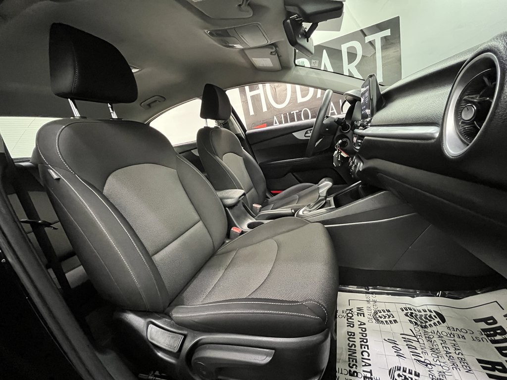 2023 Kia Forte Image 11