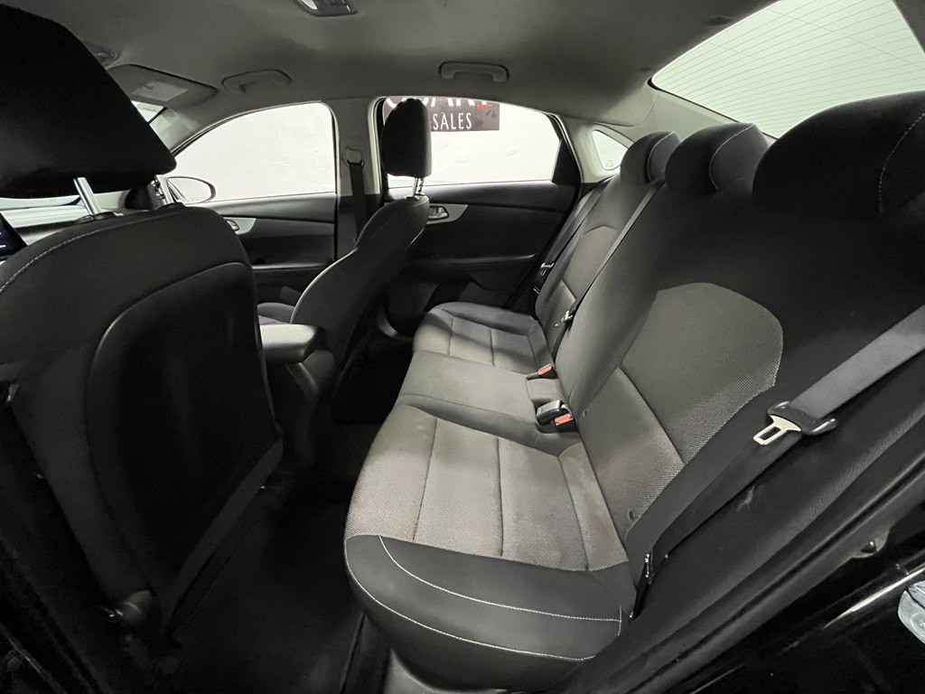 2023 Kia Forte Image 12