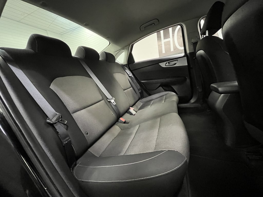 2023 Kia Forte Image 14