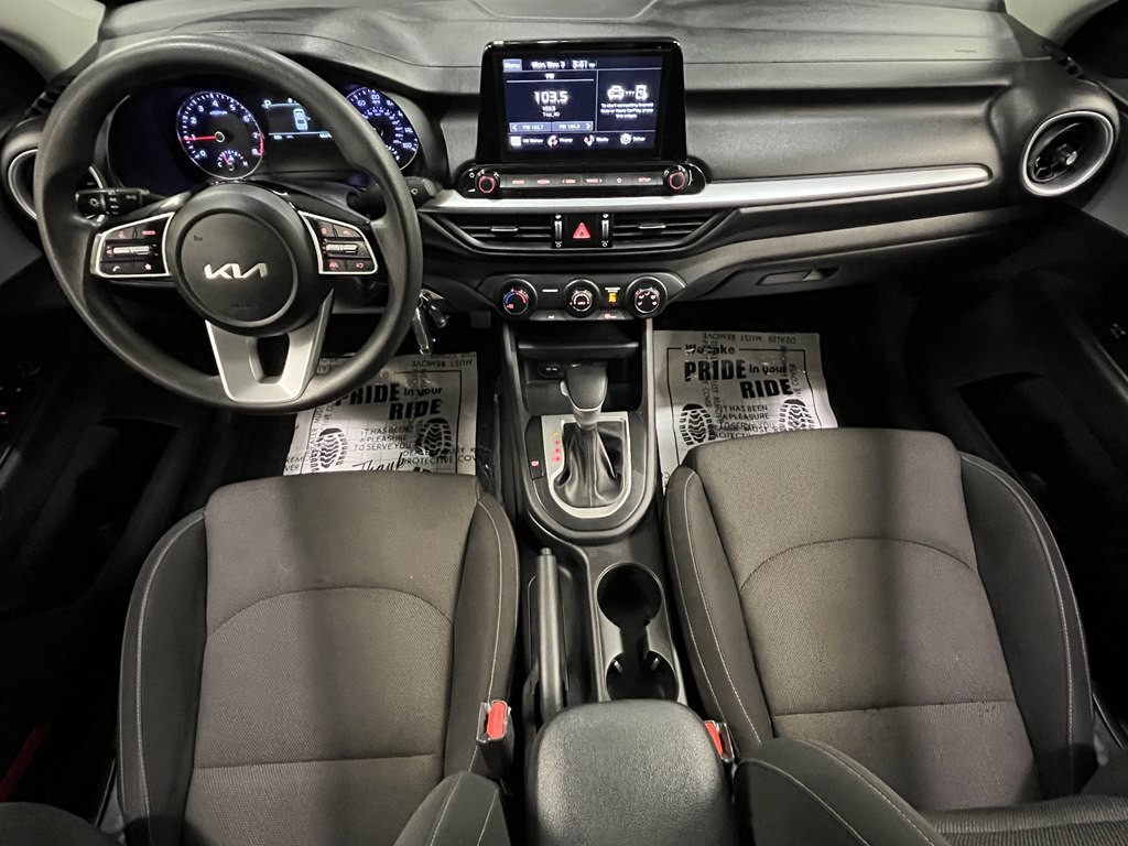 2023 Kia Forte Image 16