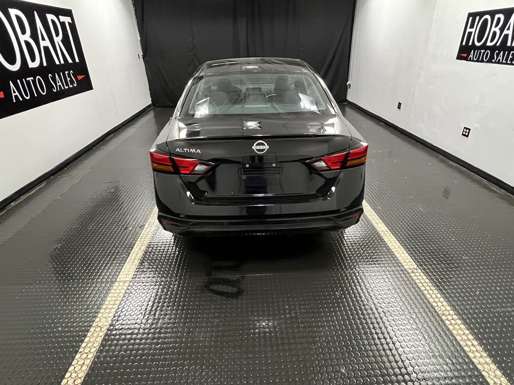 2023 Nissan Altima Image 5