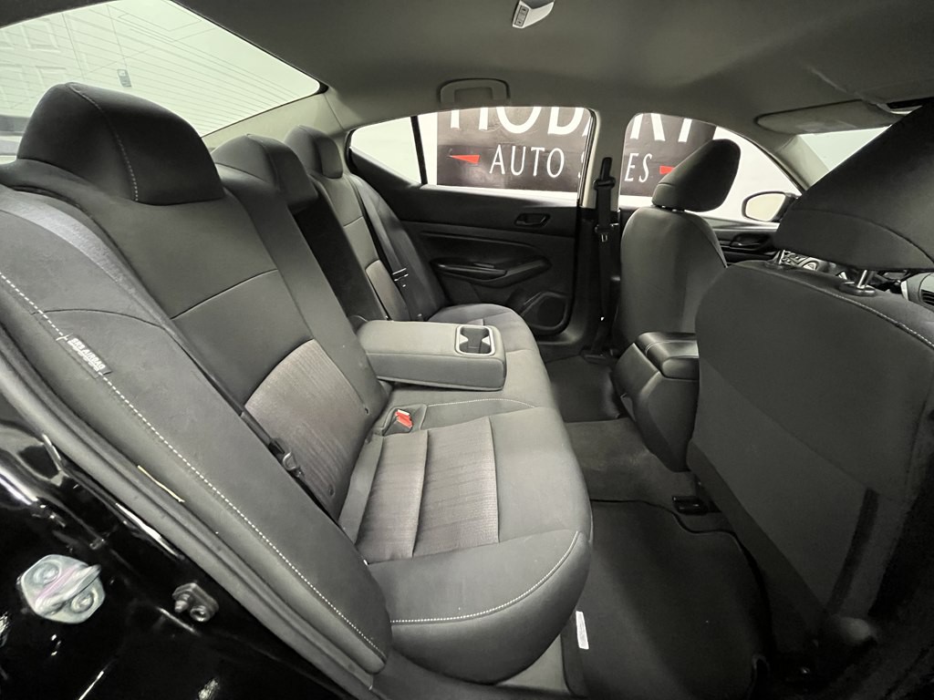 2023 Nissan Altima Image 16