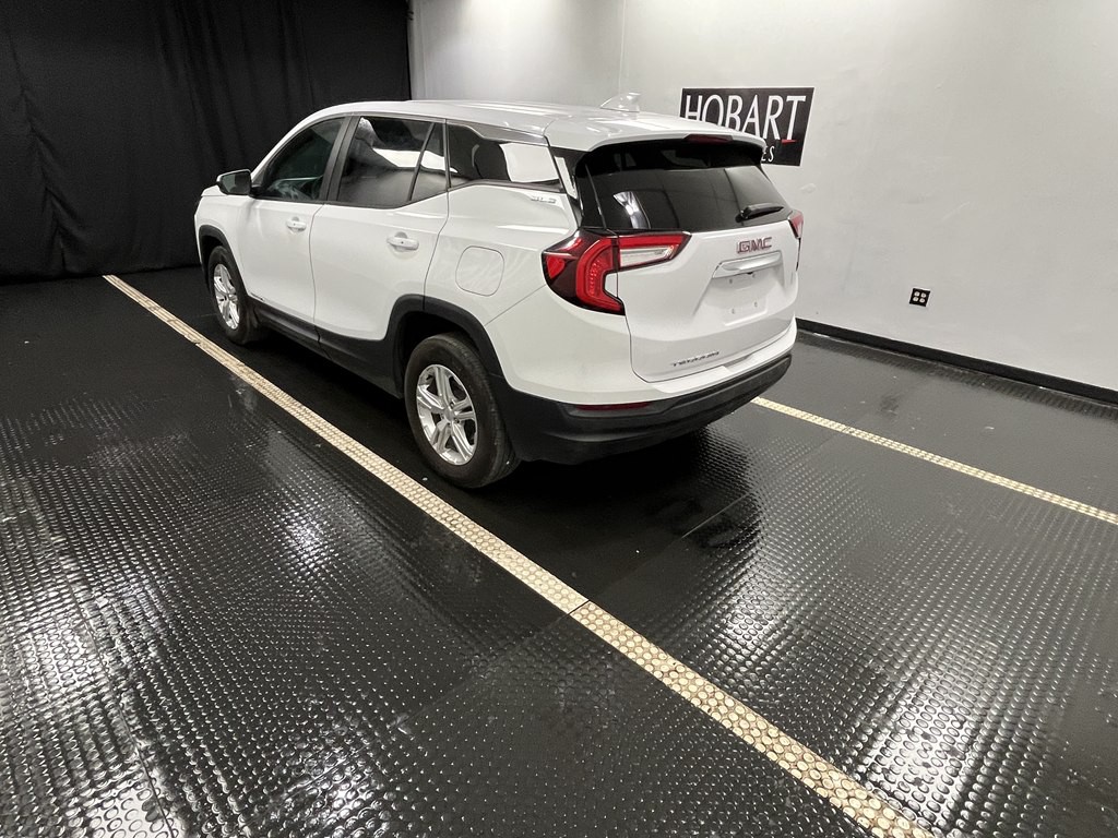 2024 GMC Terrain Image 4